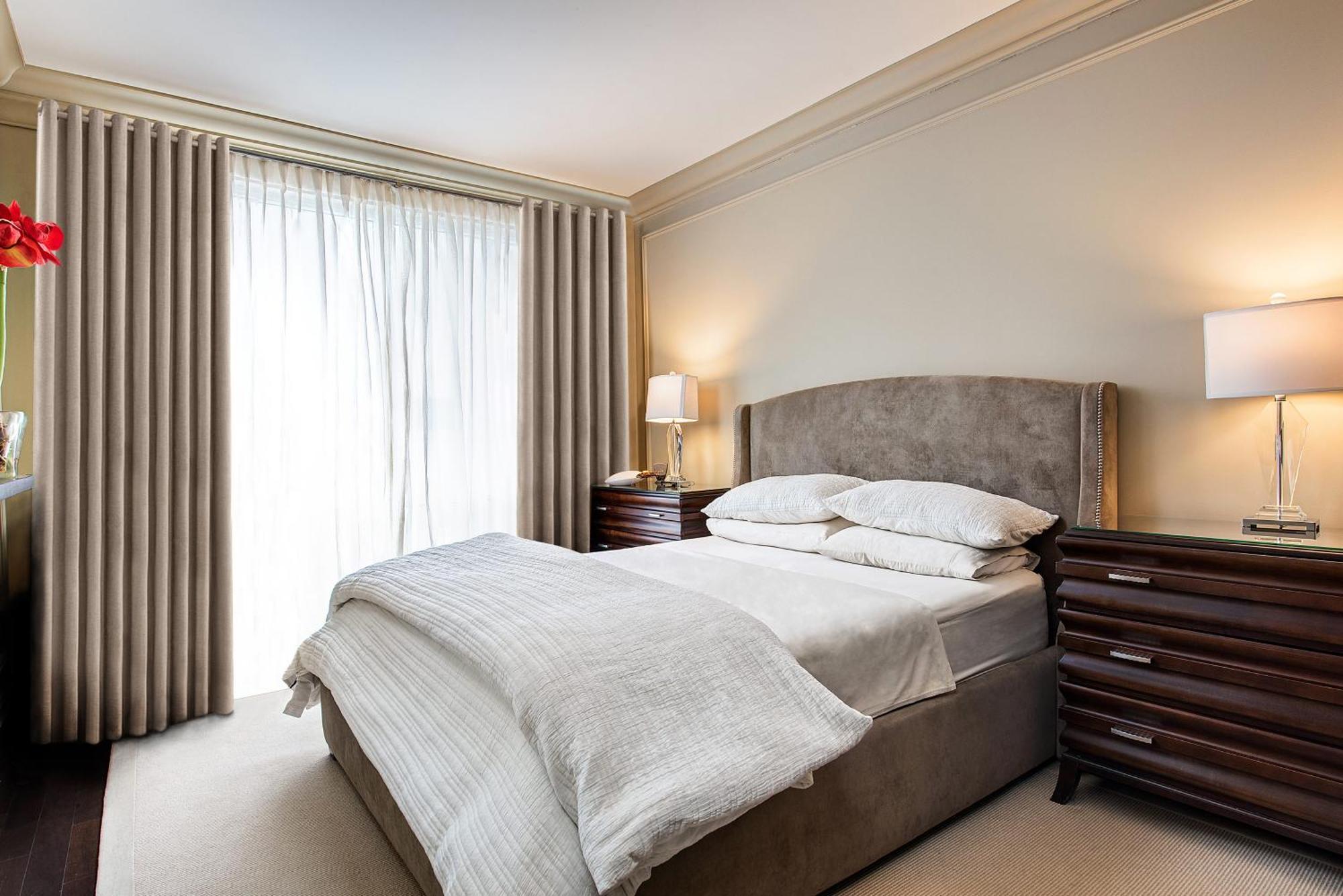 Sky Suites Yorkville Торонто Экстерьер фото