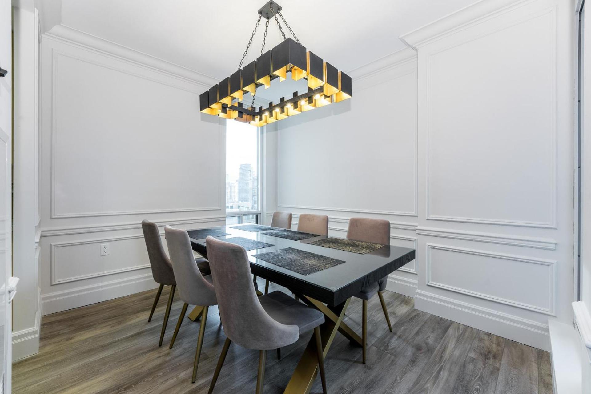 Sky Suites Yorkville Торонто Экстерьер фото